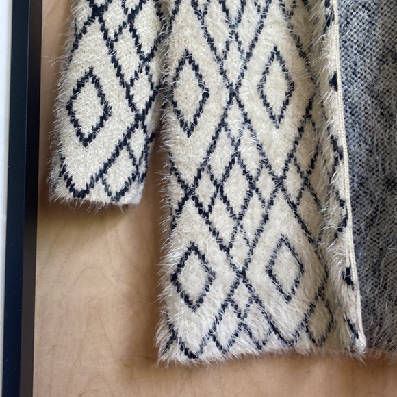 Pink Martini | Cozy Cardigan Sweater XS - Picture 3 of 5